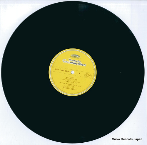 KARAJAN, HERBERT VON sibelius; finlandia, valse triste, the swan of tuonela MG2039