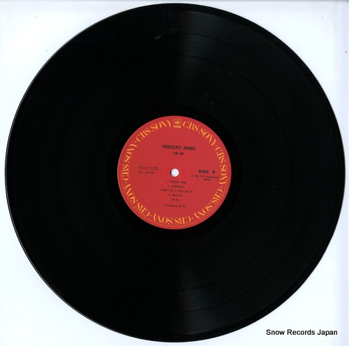 UB40 present arms 25AP2125