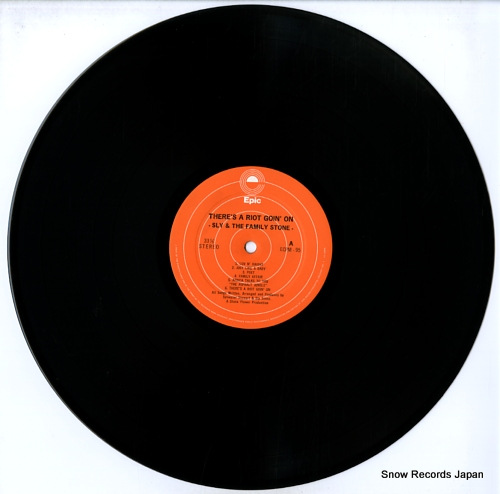 SLY AND THE FAMILY STONE there's a riot goin' on ECPM-95