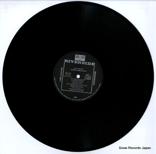 RUSSELL, GEORGE ezz-thetics VIJ-131