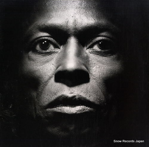 DAVIS, MILES tutu 925490-1