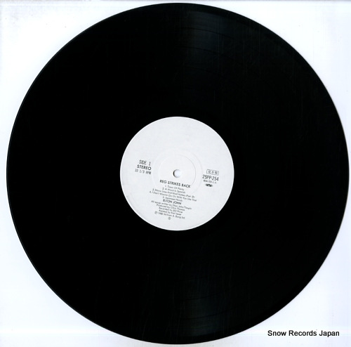 JOHN, ELTON reg strikes back 25PP-254