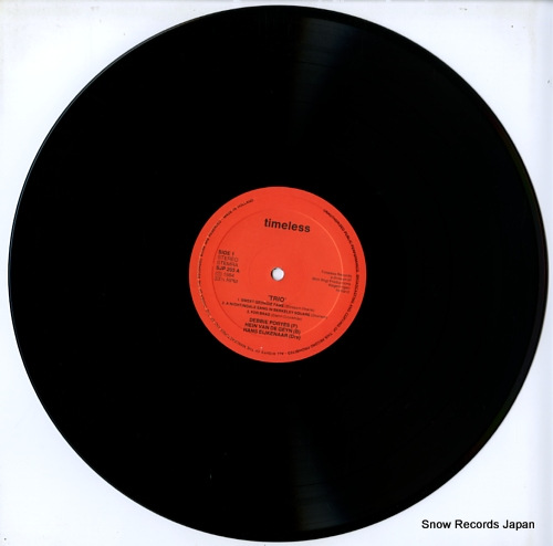 PORYES/GEYN/EYKENAAR trio SJP203