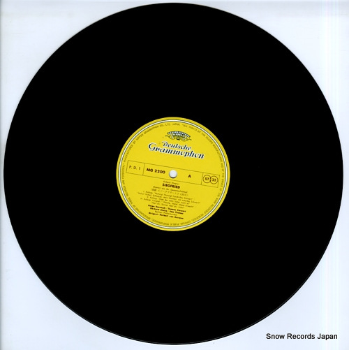 KARAJAN, HERBERT VON wagner; siegfried MG2200