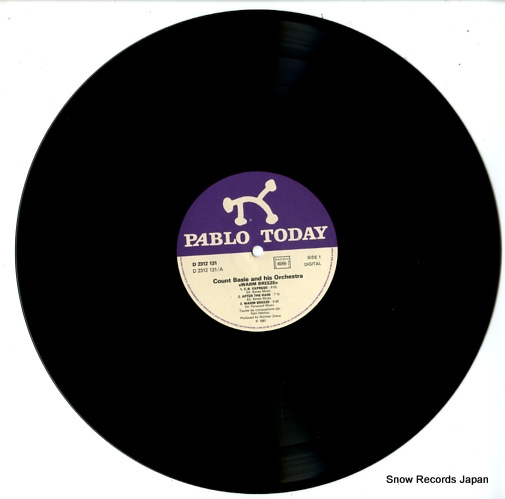 BASIE, COUNT warm breeze D2312131