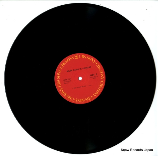 DAVIS, MILES in concert 28AP2161