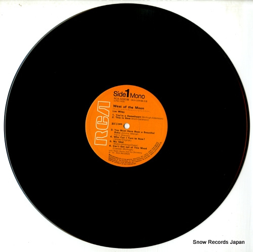 WILEY, LEE west of the moob RCA-5090