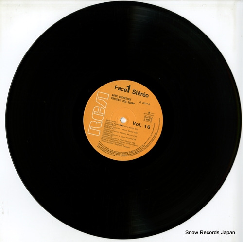 PAPARARO, GUGLIELMO, AND VITTORIO MONTIS april orchestra presente rca sound vol.16 ZL39116