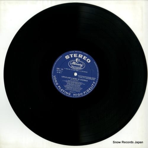 PLATTERS, THE life is just a bowl of cherries SMC16