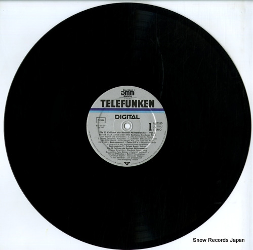 DIE 12 CELLISTEN DER BERLINER PHILHARMONIKER bach, bernstein, bertali, sheriff, villa-lobos vol.2 6.42525AZ