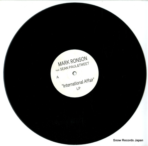 RONSON, MARK, AND SEAN PAUL AND TWEET international affair MARKRONSON