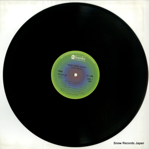 BROWN, MARION sweet earth flying YX-8571-AI