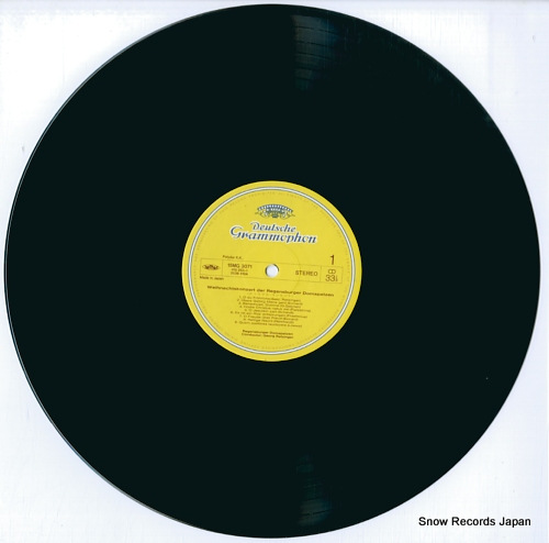 REGENSBURGER DOMSPATZEN christmas concert 15MG3071 - disc