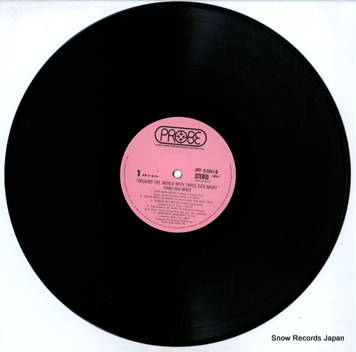 THREE DOG NIGHT around the world IPP-93081B