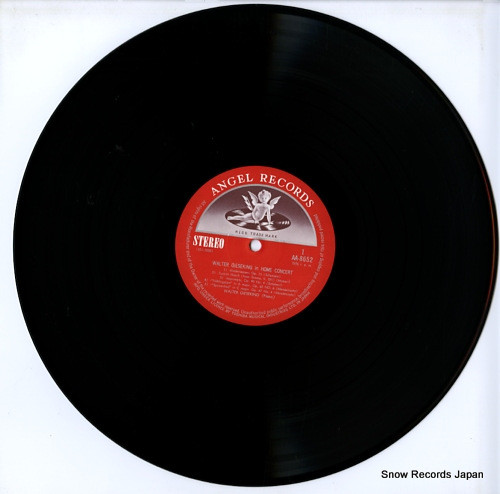 GIESEKING, WALTER walter gieseking in home concert AA-8652