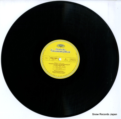 KEMPFF, WILHELM mozart; piano concertos no.8 & no.27 MGX7009