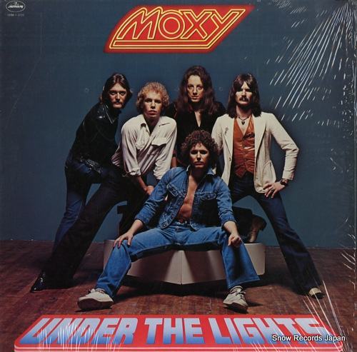 MOXY under the lights SRM-1-3723