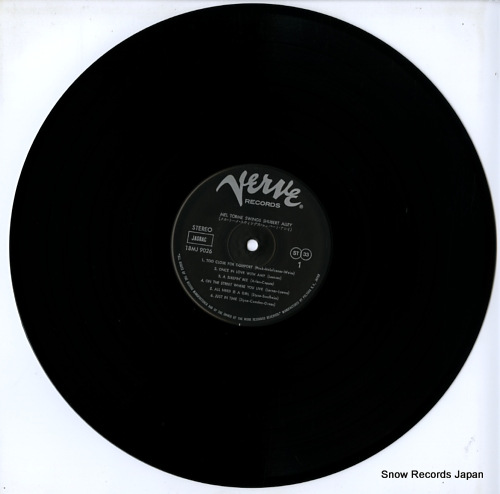 TORME, MEL mel torme swings shubert alley 18MJ9026